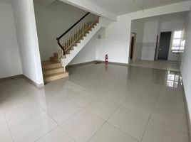 4 Bedroom House for sale in Rawang, Gombak, Rawang