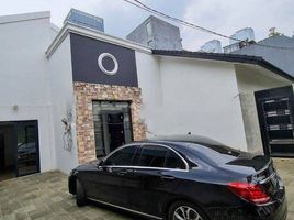 6 Bedroom House for sale in Medistra Hospital, Mampang Prapatan, Kebayoran Baru