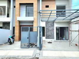 4 Habitación Casa en venta en Rungkut, East Jawa, Rungkut