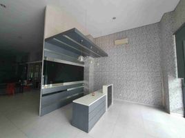 2 Kamar Rumah for rent in Surabaya, East Jawa, Mulyorejo, Surabaya