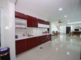 4 Bedroom House for sale in Dengkil, Sepang, Dengkil