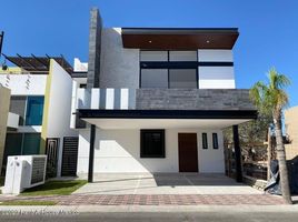4 Bedroom Villa for sale in Queretaro, Queretaro, Queretaro, Queretaro, Mexico