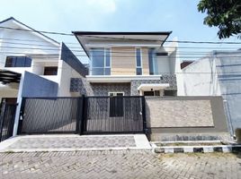 5 Bedroom Villa for sale in Lakarsantri, East Jawa, Lakarsantri, Surabaya, East Jawa, Indonesia