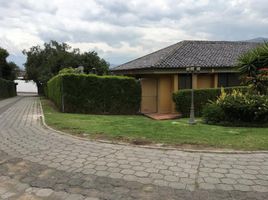 3 Bedroom House for sale in Cumbaya, Quito, Cumbaya