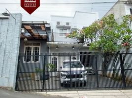  Villa for sale in Makasar, Jakarta Timur, Makasar