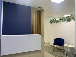 102 m² Office for rent in Parque de los Pies Descalzos, Medellín, Medellín