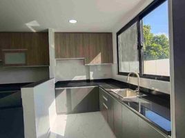 4 Bedroom House for sale in Holy Family School of Quezon City, Quezon City, Quezon City