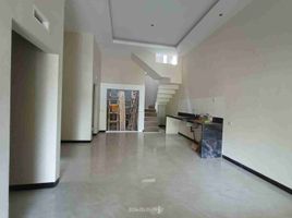 4 Bedroom House for sale in Pakis, Malang Regency, Pakis