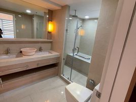 2 Bedroom Condo for sale at One Shangri-La Place, Mandaluyong City