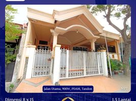 4 Habitación Villa en venta en Rungkut, East Jawa, Rungkut