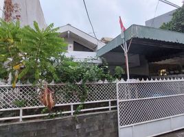 3 Bedroom House for sale in BINUS School Simprug, Kebayoran Lama, Kebayoran Lama