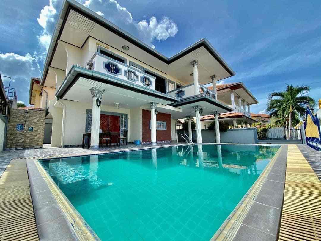 4 Bedroom Villa For Rent In Nong Prue, Chon Buri