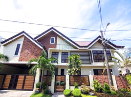 6 Bedroom Villa for rent in Metro Manila, Las Pinas City, Southern District, Metro Manila