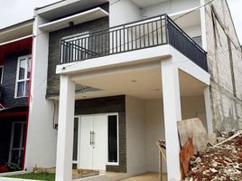 4 Kamar Rumah for sale in Cimanggis, Bogor, Cimanggis