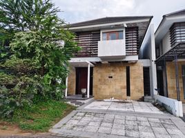 5 Bedroom Villa for sale in Lakarsantri, East Jawa, Lakarsantri, Surabaya, East Jawa, Indonesia