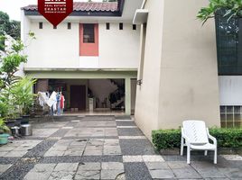  Rumah for sale in Medistra Hospital, Mampang Prapatan, Cilandak