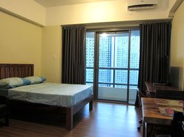 1 Bedroom Apartment for rent at Shang Salcedo Place, Makati City