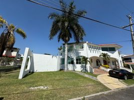 4 Bedroom House for sale in Tlayacapan, Morelos, Tlayacapan