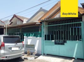 3 Kamar Rumah for rent in Lakarsantri, Surabaya, Lakarsantri