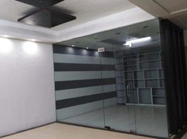 300 m² Office for rent in Blumentritt LRT-1, Santa Cruz, Santa Cruz