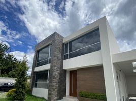 3 Bedroom Villa for sale in Tumbaco, Pichincha, Tumbaco