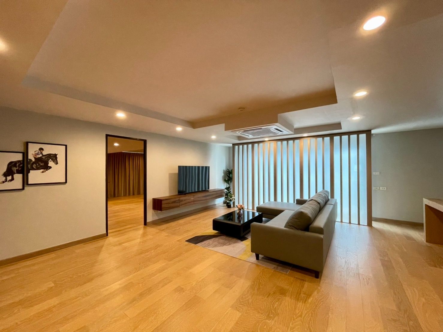 4 Bedrooms Condo for sale In The Avenue Sukhumvit 61 Khlong Tan Nuea Bangkok