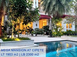 4 Bedroom Villa for sale in Medistra Hospital, Mampang Prapatan, Kebayoran Baru