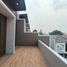 Villa 4 chambre à vendre à Dukuhpakis, East Jawa, Dukuhpakis, Surabaya, East Jawa