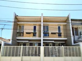 4 Bedroom House for sale in Sukolilo, East Jawa, Sukolilo