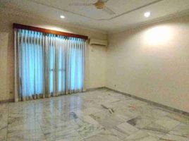 5 Bedroom House for sale in Medistra Hospital, Mampang Prapatan, Cilandak