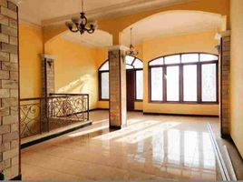 4 Bedroom House for sale in Tandes, Surabaya, Tandes