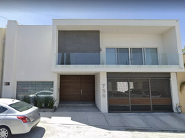 5 Habitación Casa en venta en Guadalupe, Nuevo León, Guadalupe