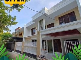 6 Bedroom House for sale in Duren Sawit, Jakarta Timur, Duren Sawit