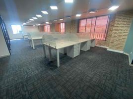 121 m² Office for rent in Cali, Valle Del Cauca, Cali