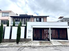 4 Habitación Villa en venta en Basilica of the National Vow, Quito, Quito, Quito