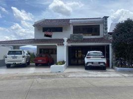 4 Bedroom Villa for sale in Azuay, Cuenca, Cuenca, Azuay