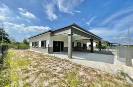 Rumah 4 bilik tidur untuk dijual di di Perak, Malaysia 