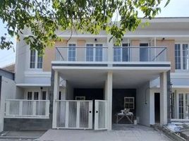 3 Bedroom House for sale in Wiyung, Surabaya, Wiyung