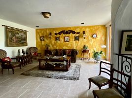 7 Bedroom Villa for sale in Templo Bogotá Colombia, Bogota, Bogota