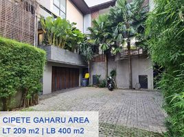 5 Bedroom Villa for sale in Cilandak Town Square, Cilandak, Cilandak