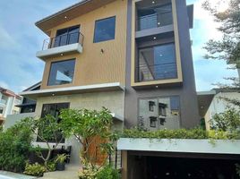 5 Bedroom House for sale in Manila International Airport LRT-1, Pasay City, Taguig City