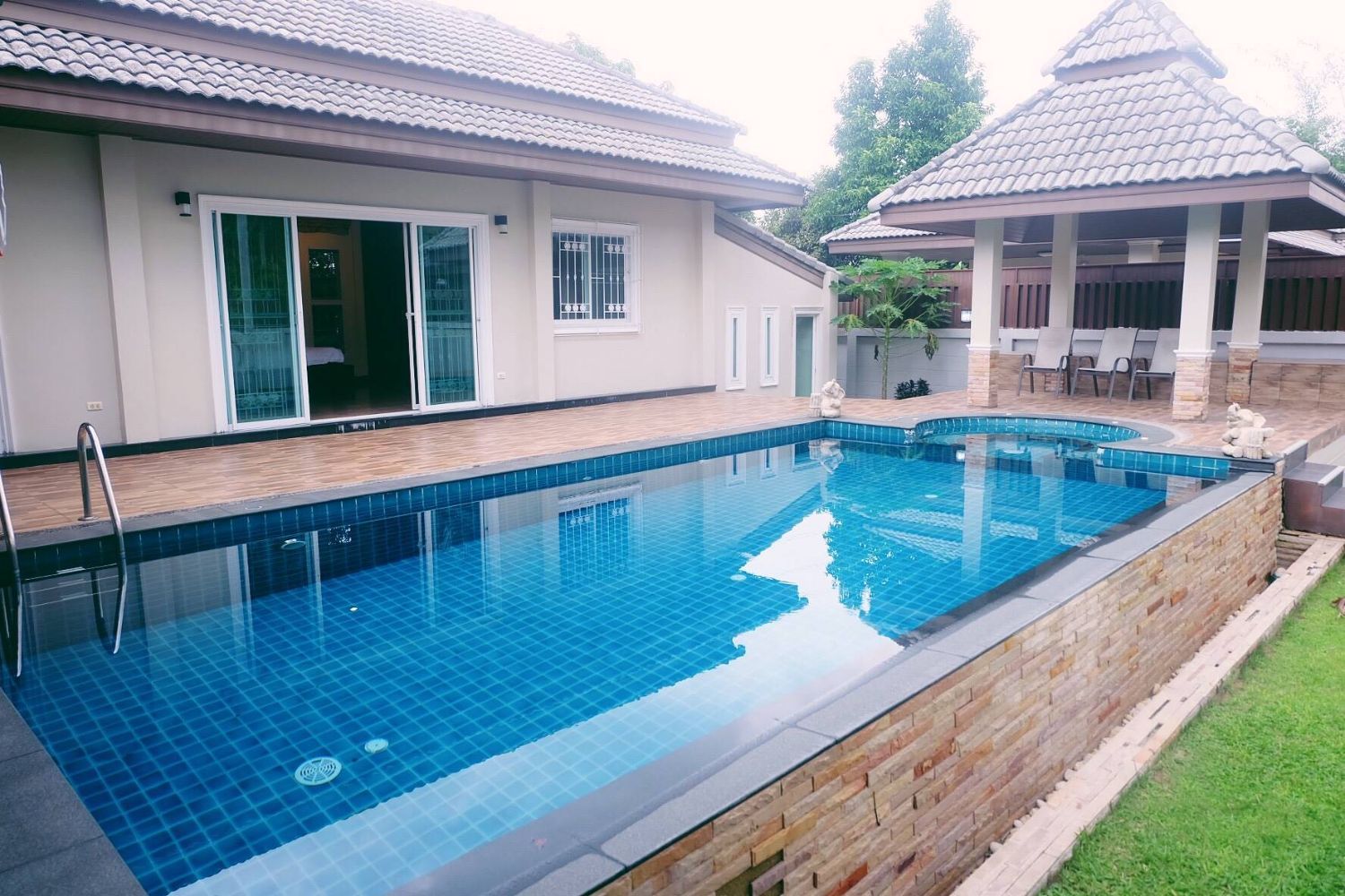 3 Bedroom Villa For Rent In Thep Krasattri, Phuket