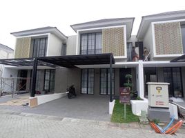 3 Kamar Vila for sale in Lakarsantri, East Jawa, Lakarsantri, Surabaya, East Jawa, Indonesia