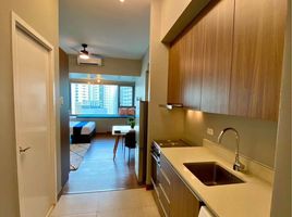  Condo for rent at Shang Salcedo Place, Makati City