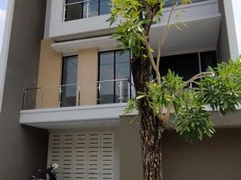 4 Kamar Vila for sale in Lakarsantri, East Jawa, Lakarsantri, Surabaya, East Jawa, Indonesia