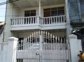 8 Habitación Villa en venta en Dukuhpakis, East Jawa, Dukuhpakis, Surabaya, East Jawa