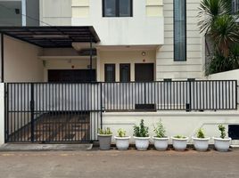 3 Bedroom Villa for sale in Universitas Katolik Indonesia Atma Jaya, Tanah Abang, Kebayoran Lama