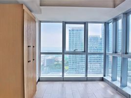 3 Bedroom Apartment for sale at Uptown Parksuites, Makati City