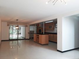 4 Schlafzimmer Villa zu verkaufen in Medellin, Antioquia, Medellin