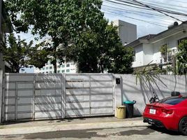  Villa for sale in Uptown Mall - Uptown Bonifacio, Makati City, Makati City